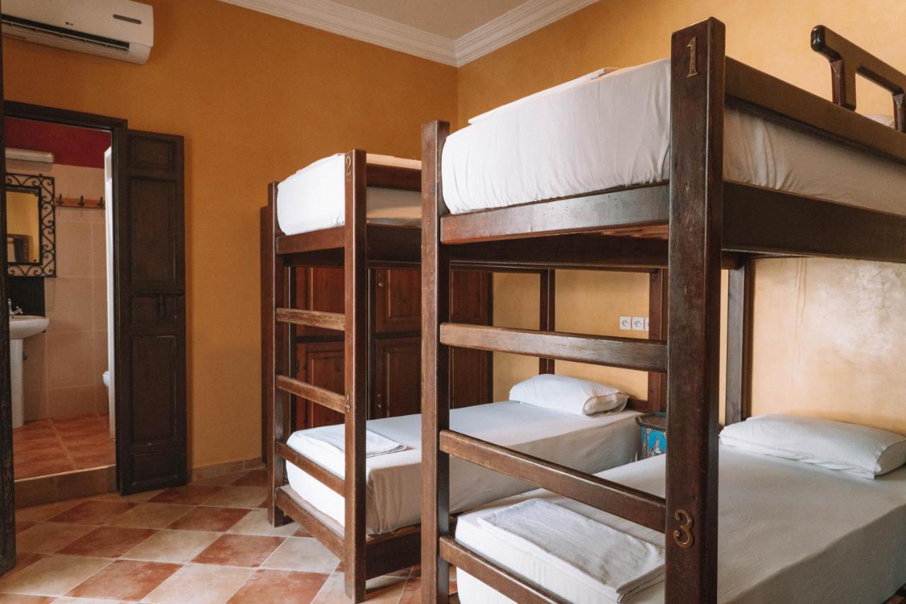 Bed 6-Bed Female Dormitory Room